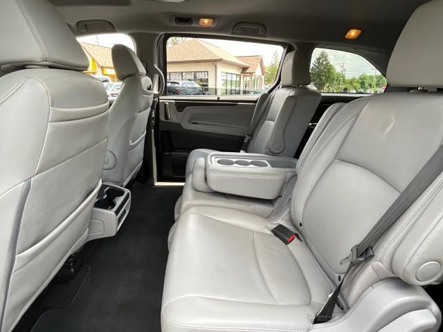 Photo of 2019 Crystal Black Pearl Honda Odyssey