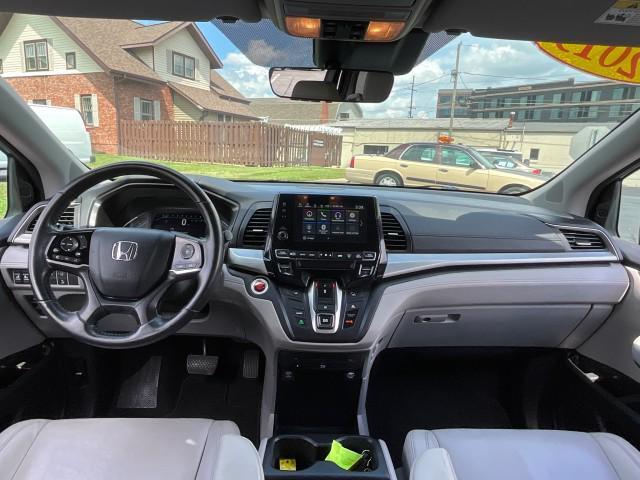 Photo of 2019 Crystal Black Pearl Honda Odyssey