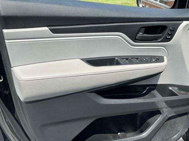 Photo of 2019 Crystal Black Pearl Honda Odyssey