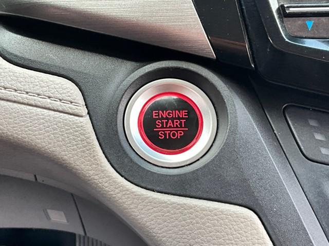 Photo of 2019 Crystal Black Pearl Honda Odyssey