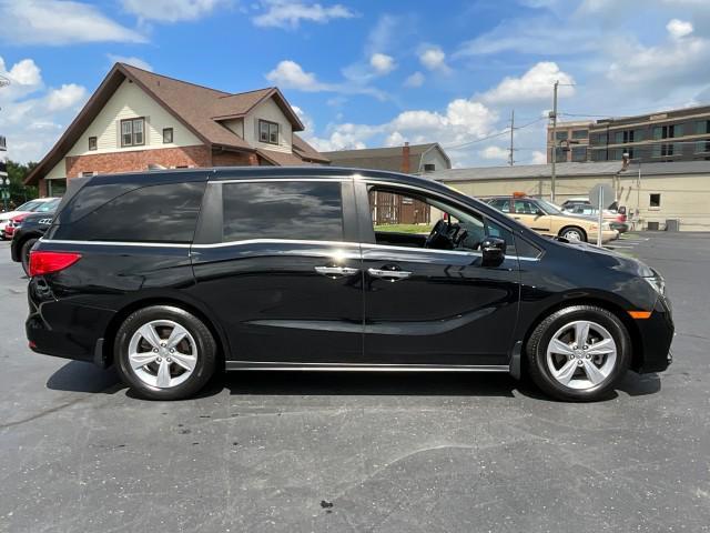 Photo of 2019 Crystal Black Pearl Honda Odyssey
