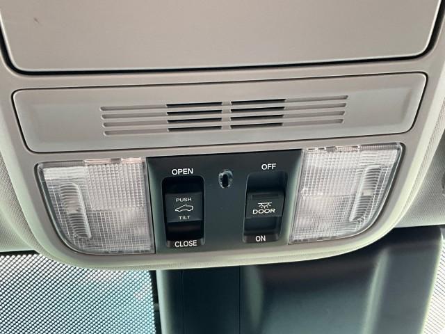 Photo of 2019 Crystal Black Pearl Honda Odyssey