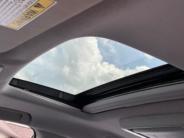 Photo of 2019 Crystal Black Pearl Honda Odyssey