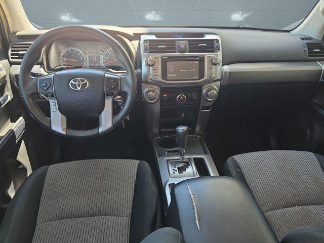 Photo of 2018 Super White Toyota 4Runner