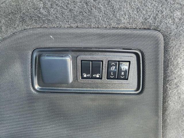 Photo of 2023 Galactic Gray Metallic Cadillac Escalade ESV