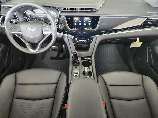 Photo of 2025 Stellar Black Metallic Cadillac XT6