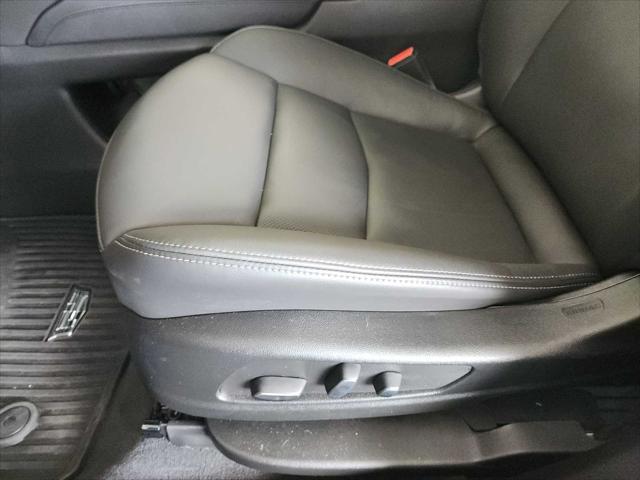 Photo of 2025 Stellar Black Metallic Cadillac XT6