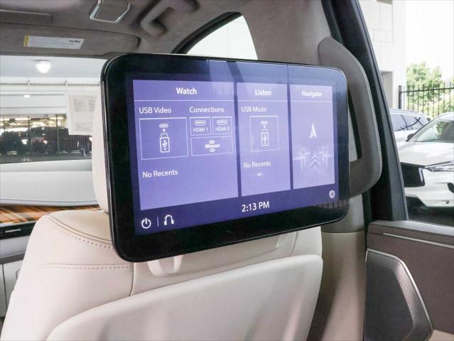Photo of 2021 Crystal White Tricoat Cadillac Escalade