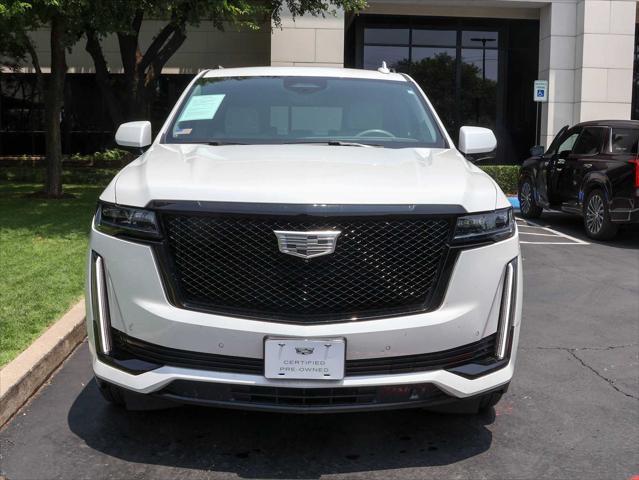 Photo of 2021 Crystal White Tricoat Cadillac Escalade