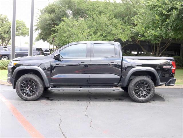 Photo of 2024 Black Chevrolet Colorado