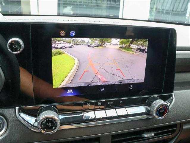 Photo of 2024 Black Chevrolet Colorado