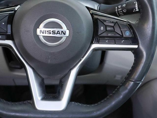 Photo of 2021 Pearl White Tricoat Nissan Altima