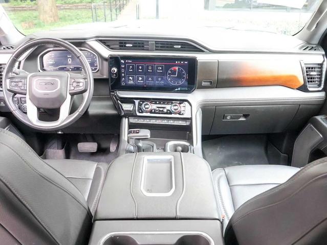Photo of 2022 White Frost Tricoat GMC Sierra 1500