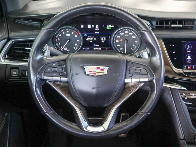Photo of 2021 Stellar Black Metallic Cadillac XT6