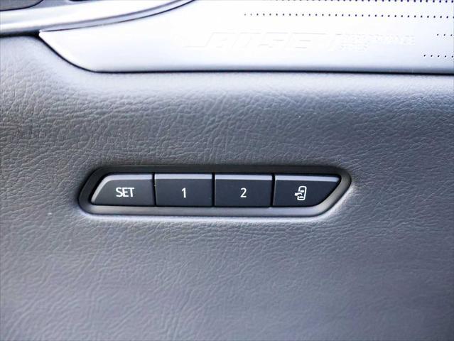 Photo of 2025 Argent Silver Metallic Cadillac XT6