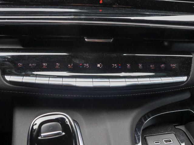Photo of 2024 Crystal White Tricoat Cadillac Escalade