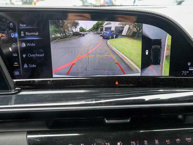 Photo of 2024 Crystal White Tricoat Cadillac Escalade