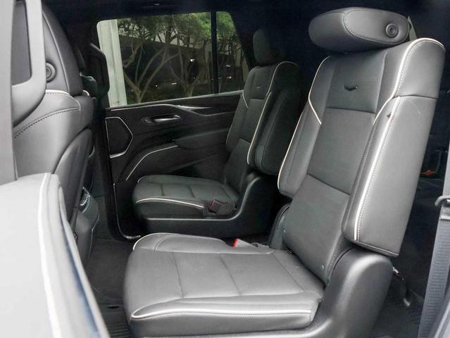 Photo of 2024 Crystal White Tricoat Cadillac Escalade
