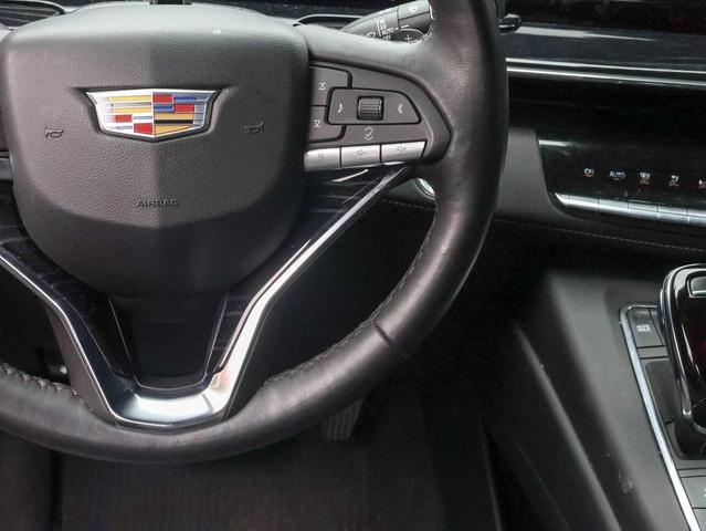 Photo of 2024 Crystal White Tricoat Cadillac Escalade