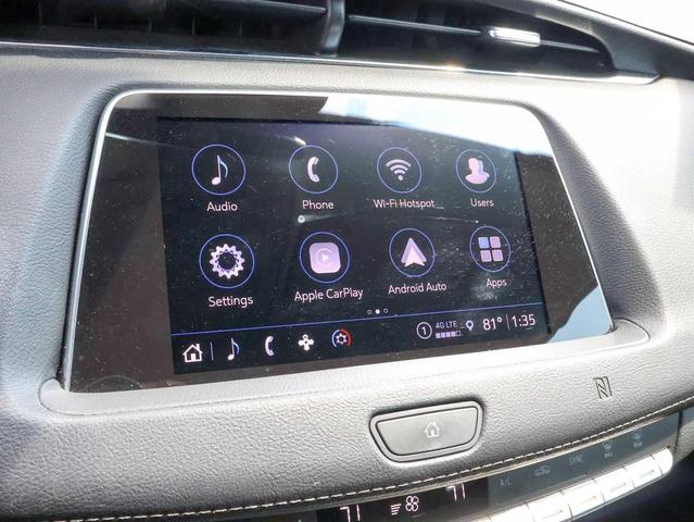 Photo of 2021 Radiant Silver Metallic Cadillac XT4