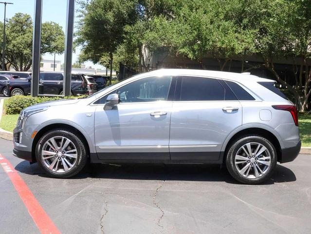Photo of 2025 Argent Silver Metallic Cadillac XT5