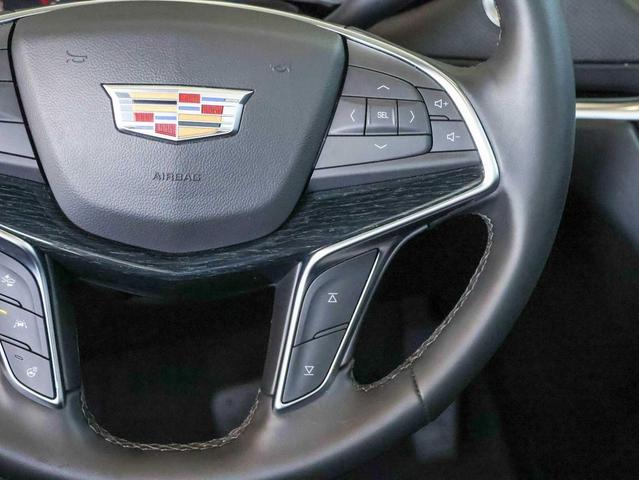 Photo of 2025 Argent Silver Metallic Cadillac XT5