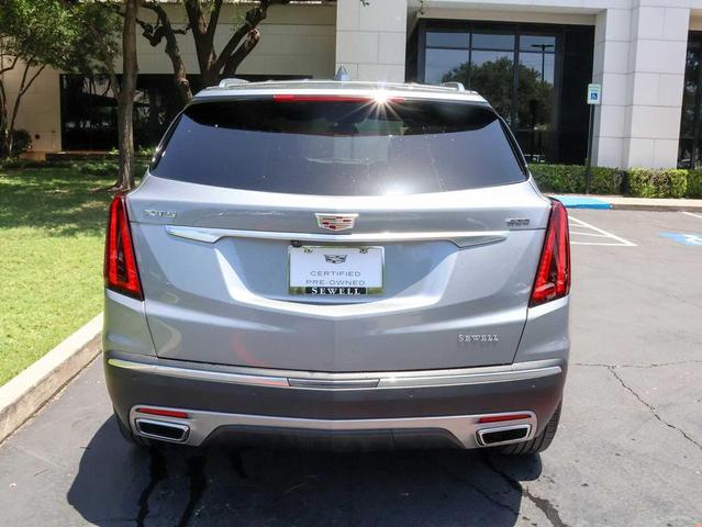 Photo of 2025 Argent Silver Metallic Cadillac XT5