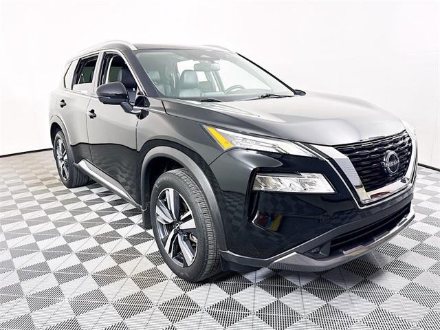 Photo of 2022 Black Nissan Rogue