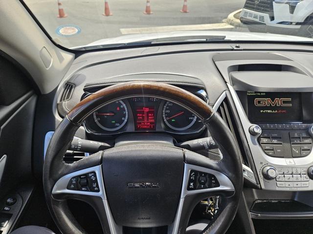 Photo of 2017 Summit White GMC Terrain