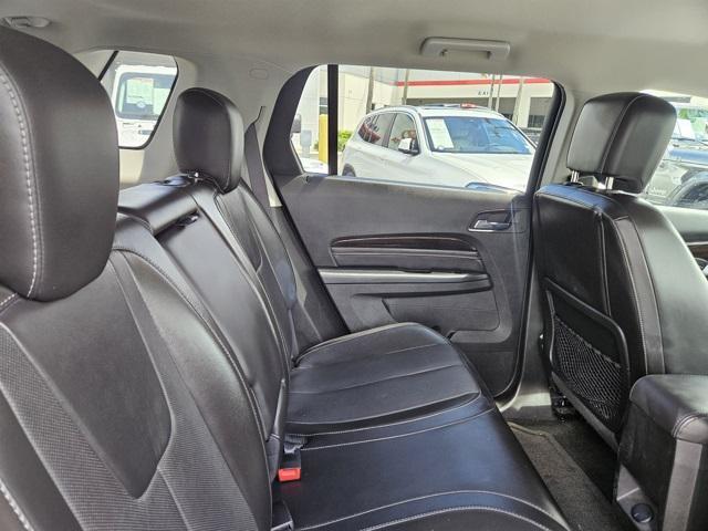 Photo of 2017 Summit White GMC Terrain