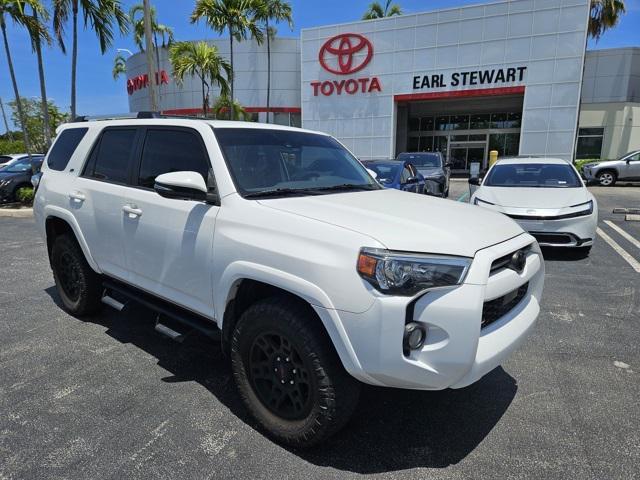 Photo of 2020 Super White Toyota 4Runner