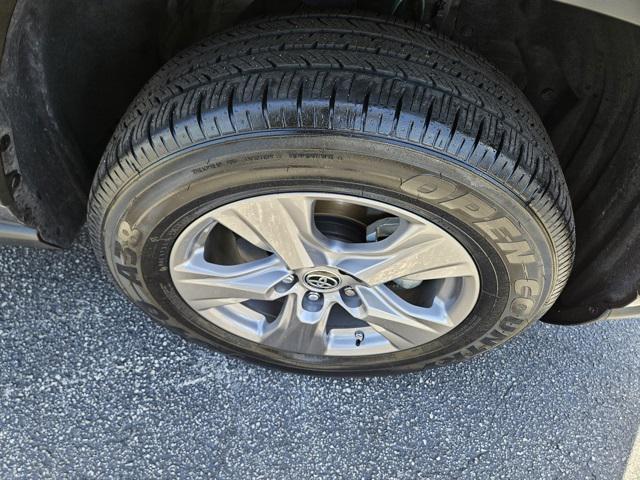 Photo of 2023 Magnetic Gray Metallic Toyota RAV4 Hybrid