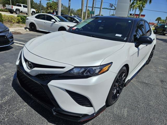 Photo of 2022 White Toyota Camry