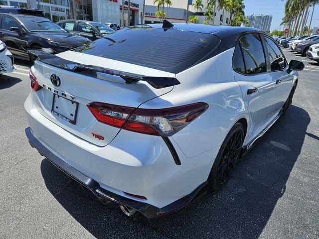 Photo of 2022 White Toyota Camry