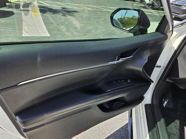 Photo of 2022 White Toyota Camry