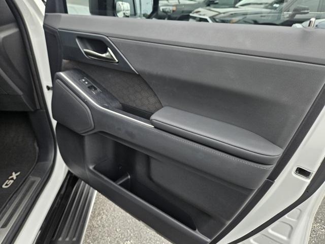 Photo of 2024 Eminent White Pearl Lexus GX 550