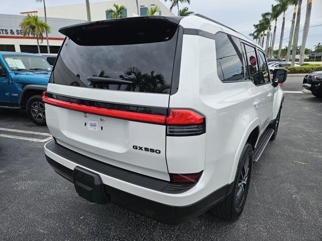 Photo of 2024 Eminent White Pearl Lexus GX 550
