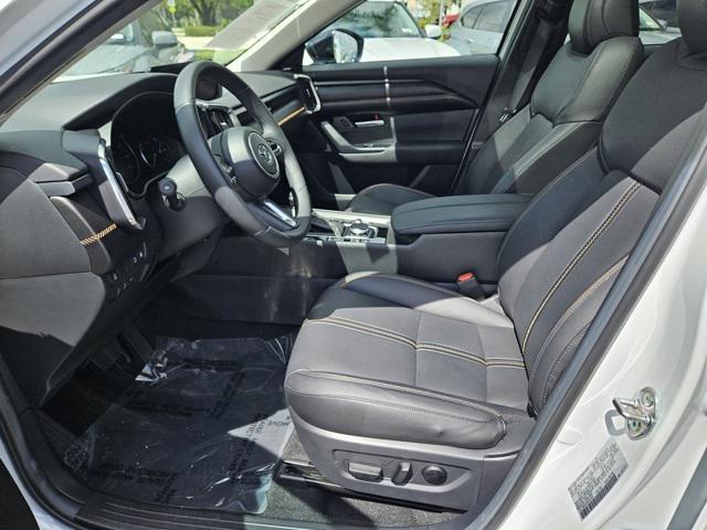 Photo of 2025 wind chill pearl Mazda CX-50 Hybrid