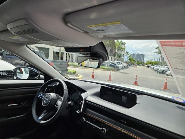 Photo of 2025 wind chill pearl Mazda CX-50 Hybrid