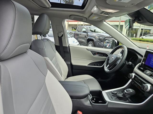 Photo of 2024 0089 Toyota RAV4 Hybrid
