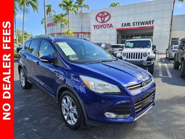 Photo of 2014 Deep Impact Blue Ford Escape