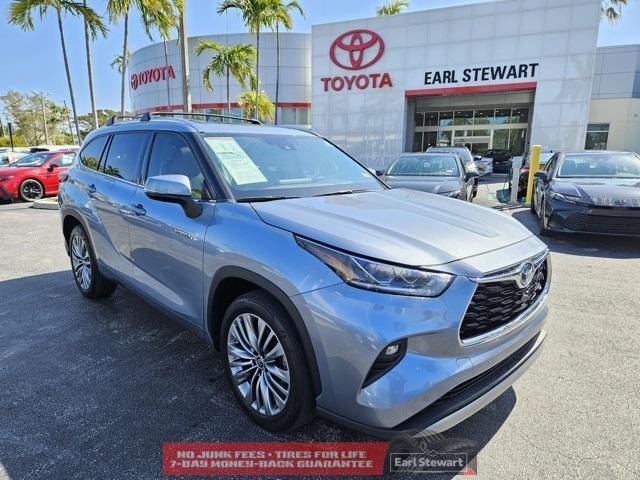 2020 Toyota Highlander Hybrid