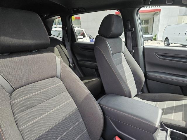 Photo of 2023 Green Honda CR-V Hybrid