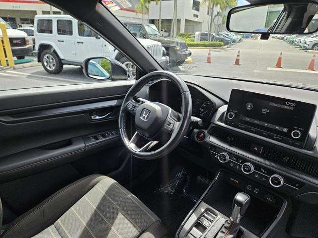 Photo of 2023 Green Honda CR-V Hybrid