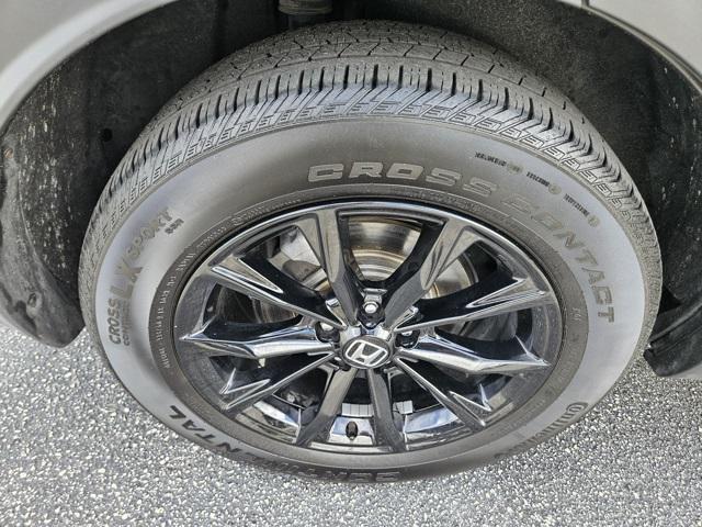 Photo of 2023 Green Honda CR-V Hybrid