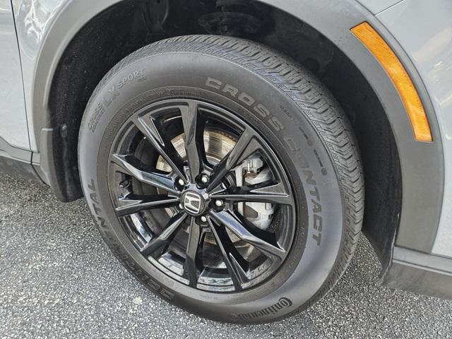 Photo of 2023 Green Honda CR-V Hybrid