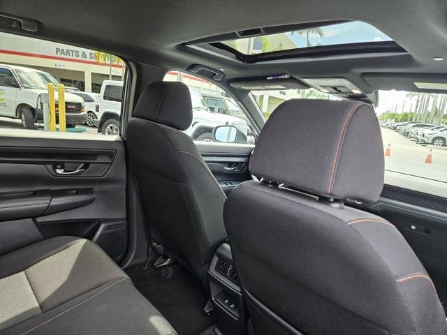 Photo of 2023 Green Honda CR-V Hybrid