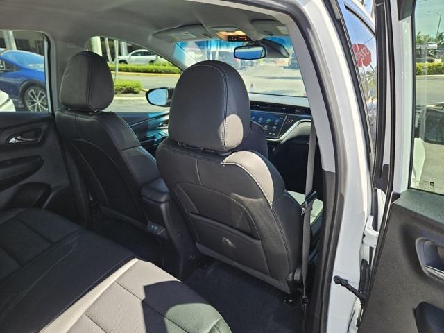 Photo of 2023 Summit White Chevrolet Bolt EV