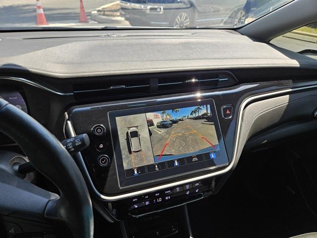 Photo of 2023 Summit White Chevrolet Bolt EV