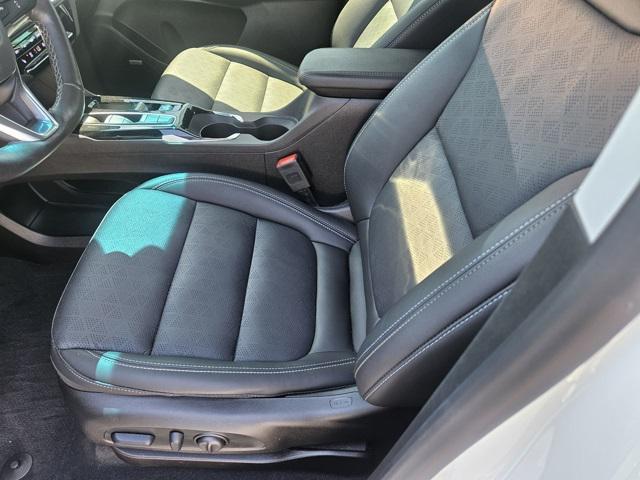 Photo of 2023 Summit White Chevrolet Bolt EV